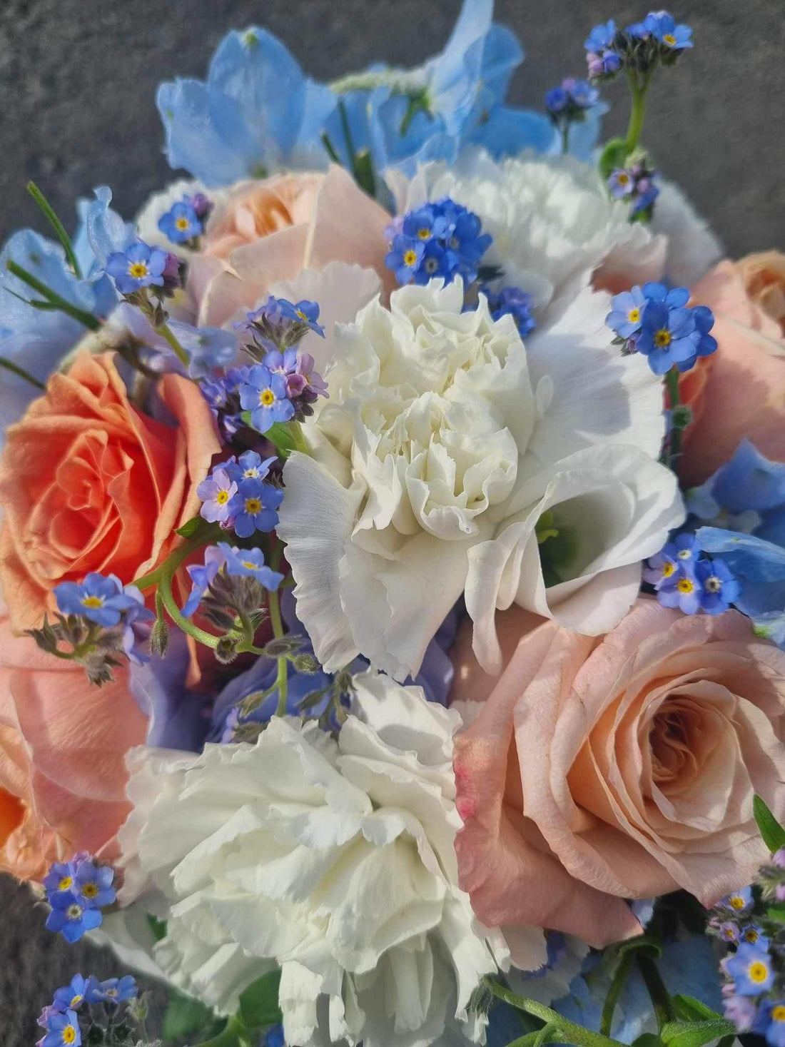 Farvurík brúðarblómutyssi