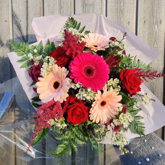 Stórt kærleiksblómutyssi